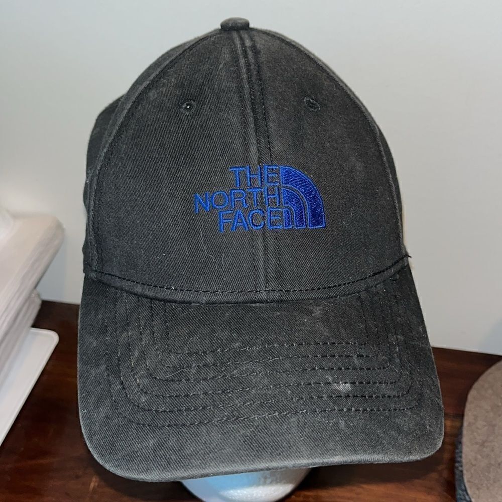 North Face Black Blue Logo adjustable strap trucker golf hat baseball cap -used